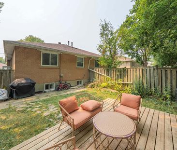 For Lease - 53 Newbury Drive Unit# Basement, Newmarket, Ontario - Photo 1
