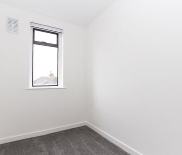 3 Bed Terraced House, Hockett St, CV3 - Photo 3