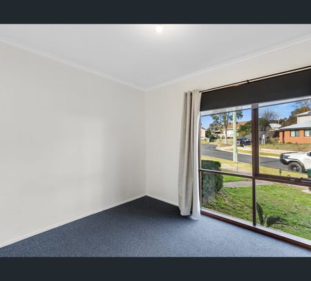 7 Martindale Crescent, Seymour, Vic 3660 - Photo 5