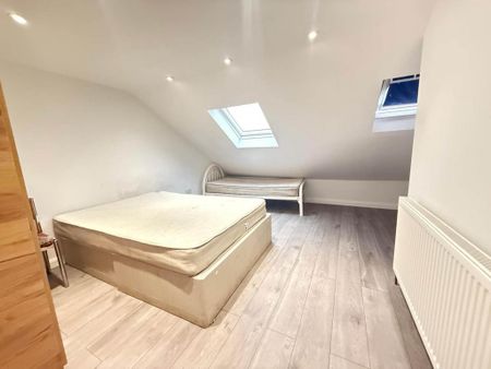 5 bedroom terraced house to rent - Photo 2