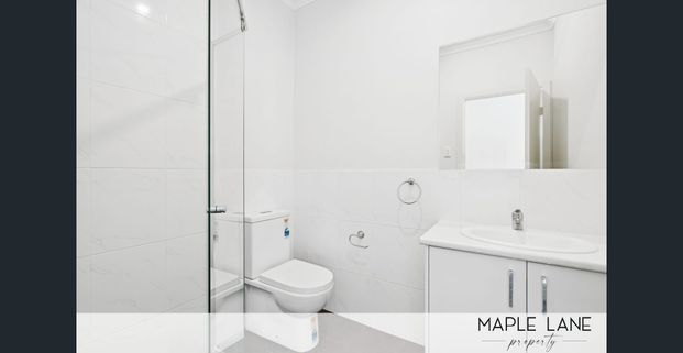 Modern Comfort in the Heart of St Clair - Photo 1