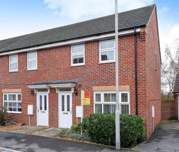 3 bedroom end of terrace house to rent - Photo 4