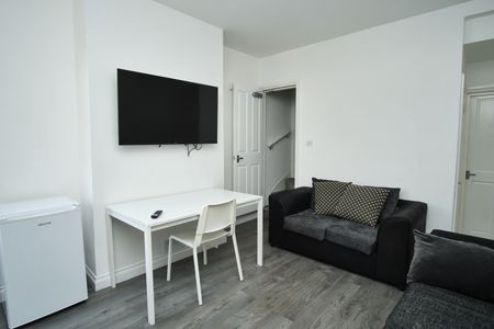 56 Rendell Street - Photo 3