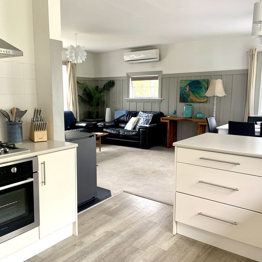 Richmond, 2 bedrooms - Photo 1