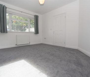 2 bedroom bungalow to rent - Photo 3