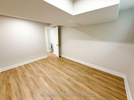 BSMNT 82 Norden Crescent - Photo 4