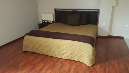 Patakhegyi utca - Fotó 4