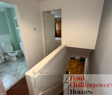 1 bed Terraced House - Photo 1