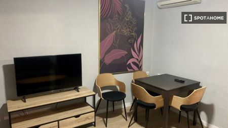 valencia, Valencian Community 46006 - Photo 4