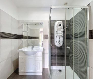 Location Appartement 3 pièces Meublé 85m² AJACCIO 20167 - Photo 6