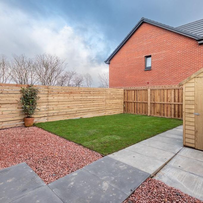 3 bedroom semi-detached house to rent - Photo 1