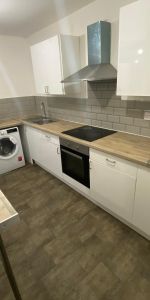 5 bed house share to rent in Grove Road, Middlesbrough, TS3 - Photo 3