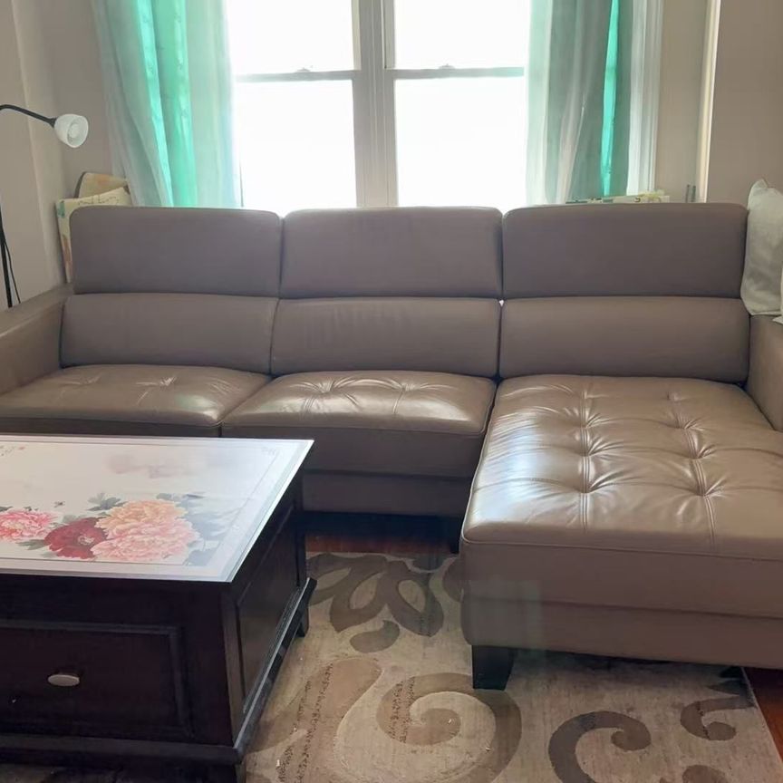 For Lease - 3153 Colonial Drive Unit# Bedroom C with Ensuite, Mississauga, Ontario - Photo 1