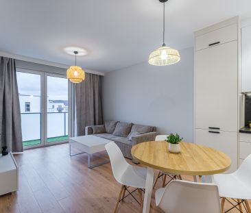 Słoneczne mieszkanie dwupokojowe z balkonem i miejscem postojowym - Zdjęcie 3