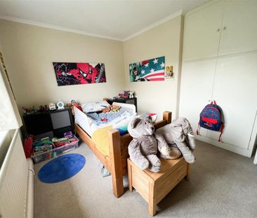 2 bedroom semi-detached house to rent - Photo 4