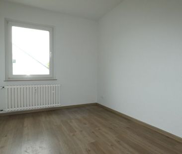 *** Endlich gefunden! 3 Raum Whg mit Balkon – tolle Lage!*** - Photo 5
