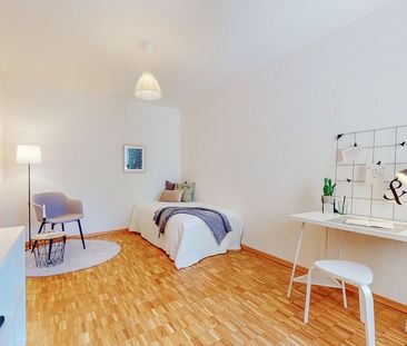 Cercasi subentrante per grazioso 4.5 locali - quartiere Vergiò - Photo 1