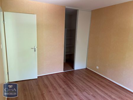 Location Appartement 3 pièces 64m² AUTUN 71400 - Photo 2
