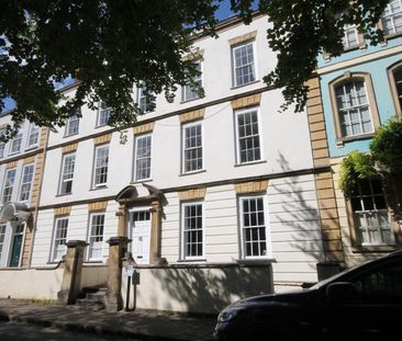 4 bed flat to rent in Dowry Square, Bristol, BS8 - Photo 6