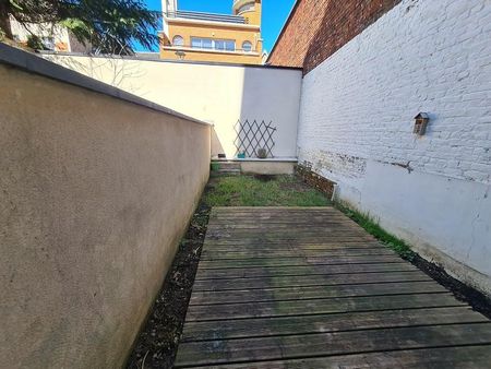 Appartement à Louer à LA MADELEINE 665 € - Photo 5