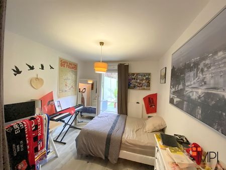 Location Appartement 2 pièces 48m² - Photo 3