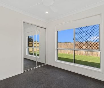 37 Daisy Street, Caboolture South - Photo 5