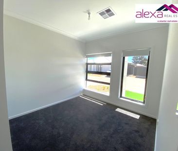 Modern Family Living in Munno Para West – Brand-New 4-Bedroom Home - Photo 5