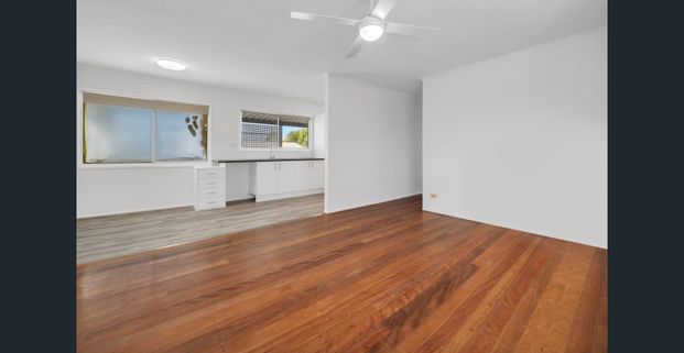 Perfect Family Home! - Photo 1