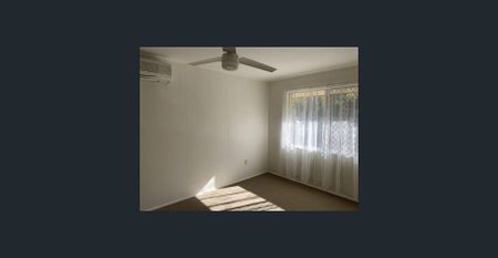 Spacious and Light-Filled One-Bedroom Unit with Parkland Views! - Photo 3