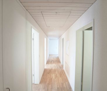 Moderne Dachwohnung mit gemütlichem Balkon - Photo 6