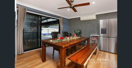 Stunning Family Home! - Photo 2