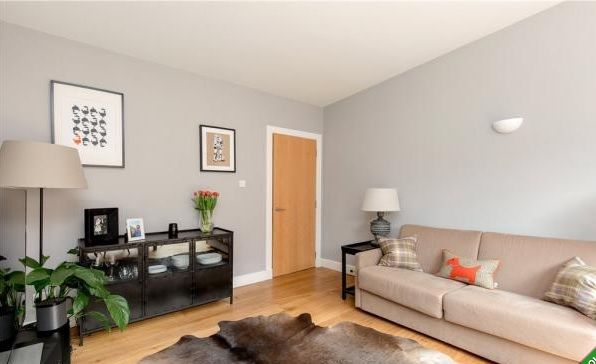 Patriothall, Edinburgh, EH3 5AY - Photo 1