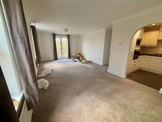2 bedroom flat to rent - Photo 1