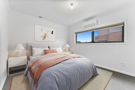 Modern Lavish Living - Photo 3