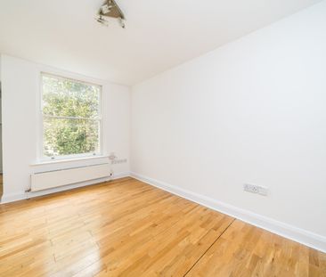 1 Bed Flat, Bardoplh Road, N7 - Photo 2