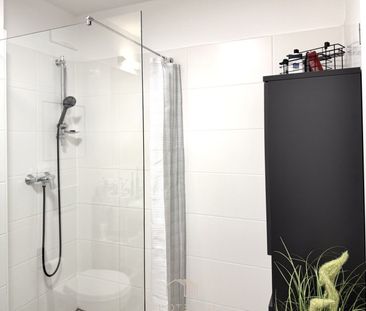 STADTNAH WOHNEN, ENTSPANNT LEBEN: 2-Zimmer-Wohnung mit überdachtem ... - Photo 5