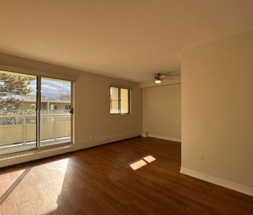 For Lease - 5611 Valley Way Unit# 319, Niagara Falls, Ontario - Photo 2