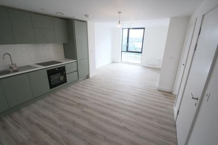 1 Bed Flat, Calibra Court, LU2 - Photo 2