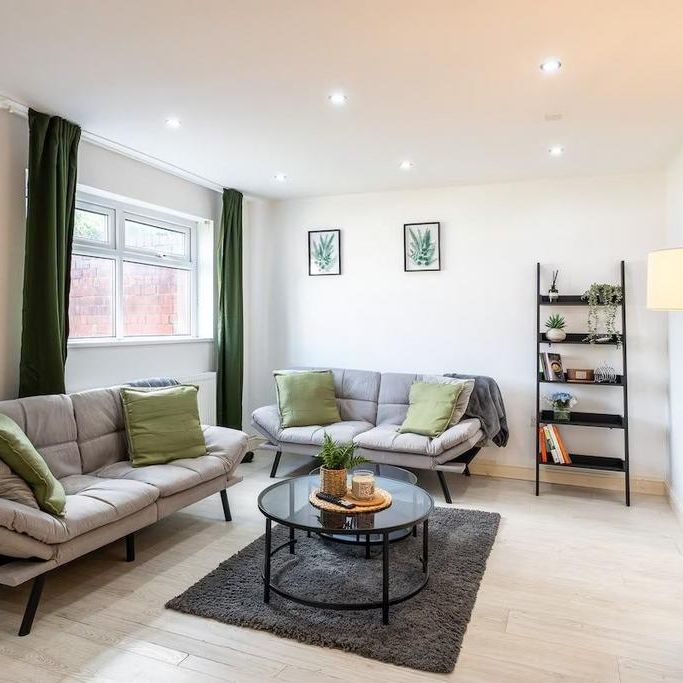 3 bedroom terraced house to rent - Photo 1