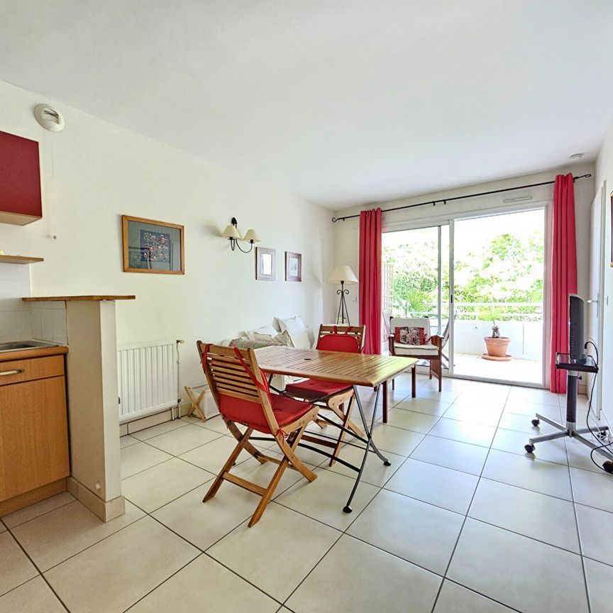 Apartment - Photo 1
