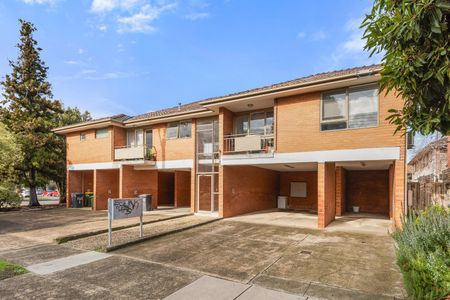 2/129 Grange Road, Glen Huntly VIC 3163 - Apartment For Rent | Domain - Photo 4