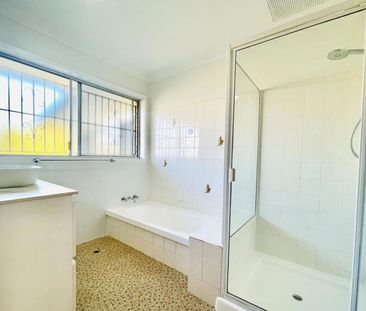 82 Capella Street, 4151, Coorparoo Qld - Photo 4