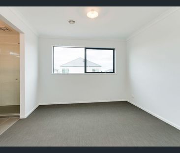 Modern Family Home with Style and Space - Photo 3