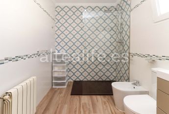 Casa o chalet de alquiler en Calle Londres, El Tossal - Bello Horizonte