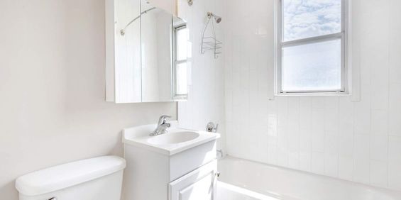 Engelhart Apartments - Photo 3