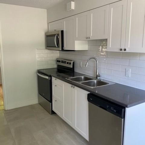 Beaverbrook Lane - Photo 1