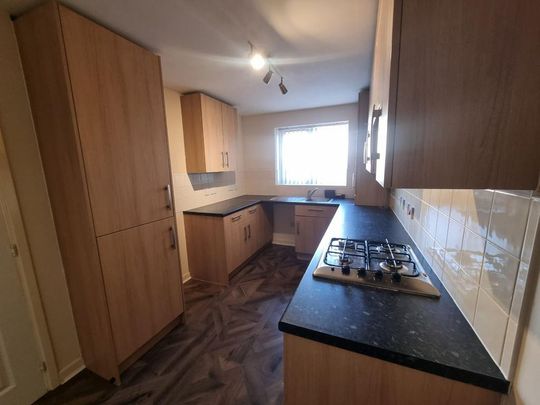 2 bedroom terraced house to rent - Photo 1