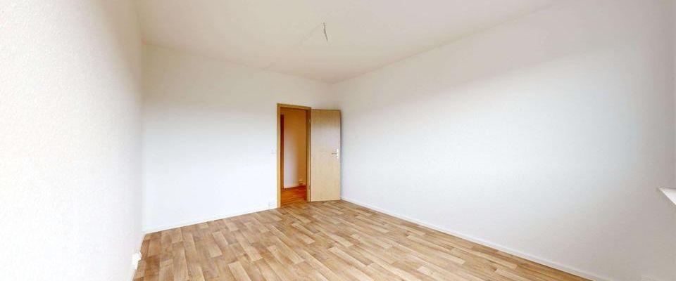 Euer Schlüssel zum Glück! Modern sanierte 3-Raum-Wohnung mit verglaster Loggia in sonniger Südlage - Foto 1