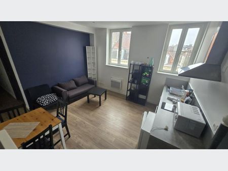 Appartement à Louer à LILLE 1010 € - Photo 3