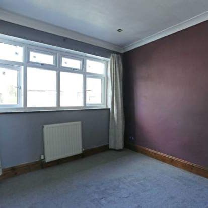 1 bedroom property to rent in Upminster - Photo 1